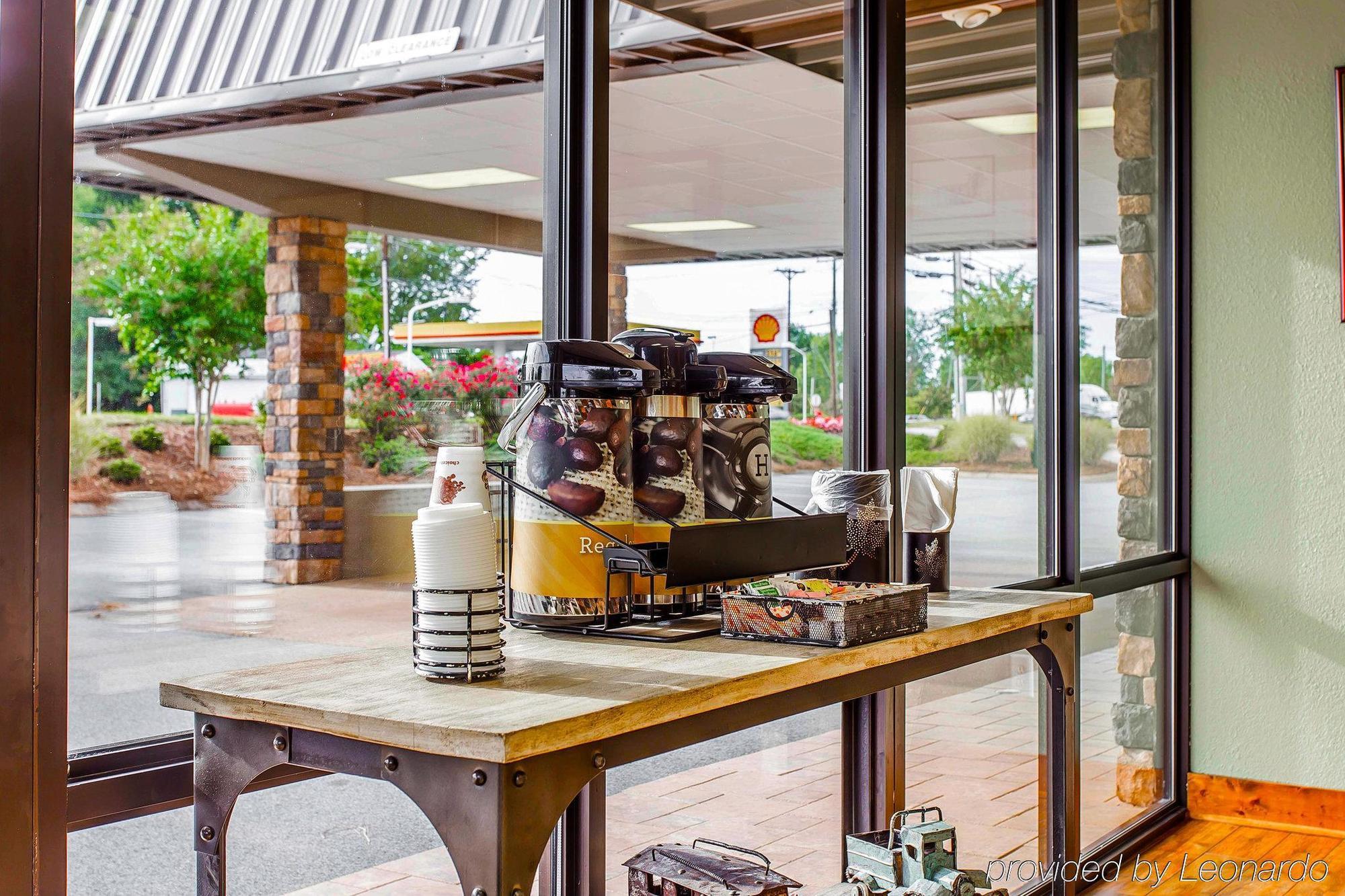 Econo Lodge Кернерсвіл Екстер'єр фото