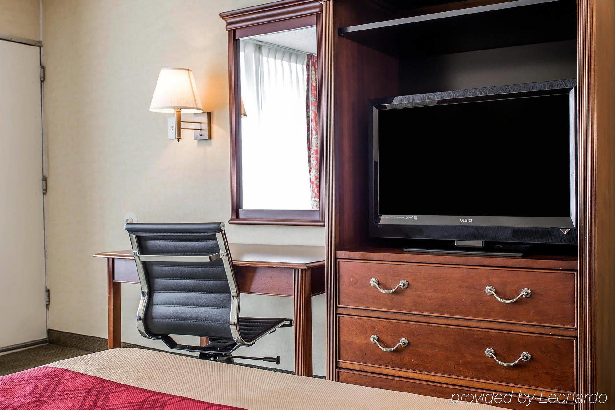 Econo Lodge Кернерсвіл Екстер'єр фото