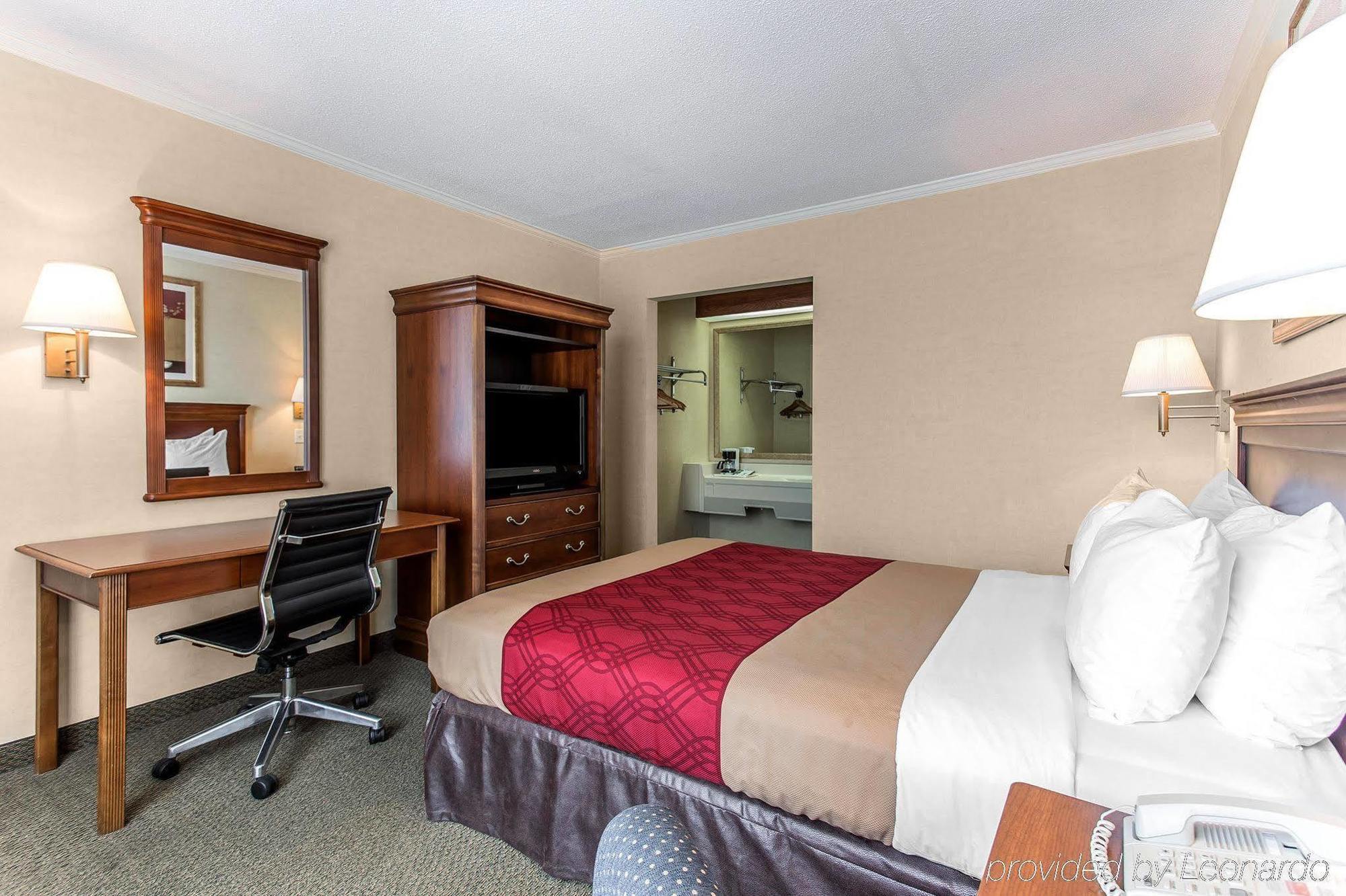 Econo Lodge Кернерсвіл Екстер'єр фото