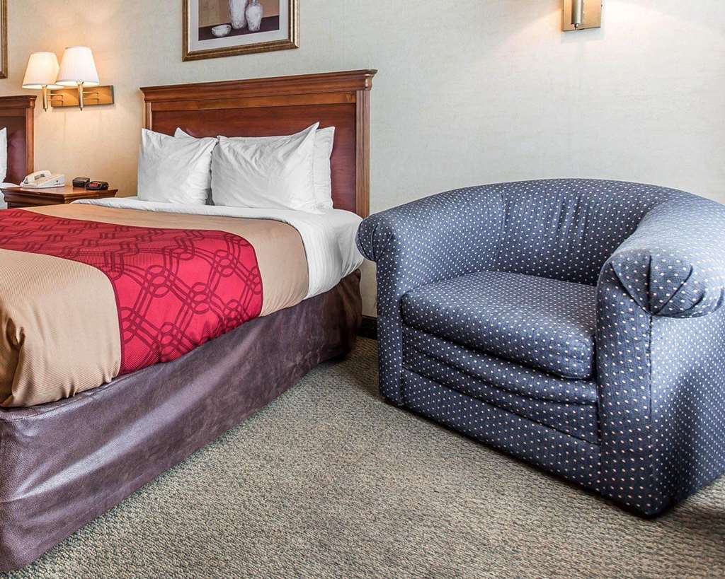 Econo Lodge Кернерсвіл Номер фото