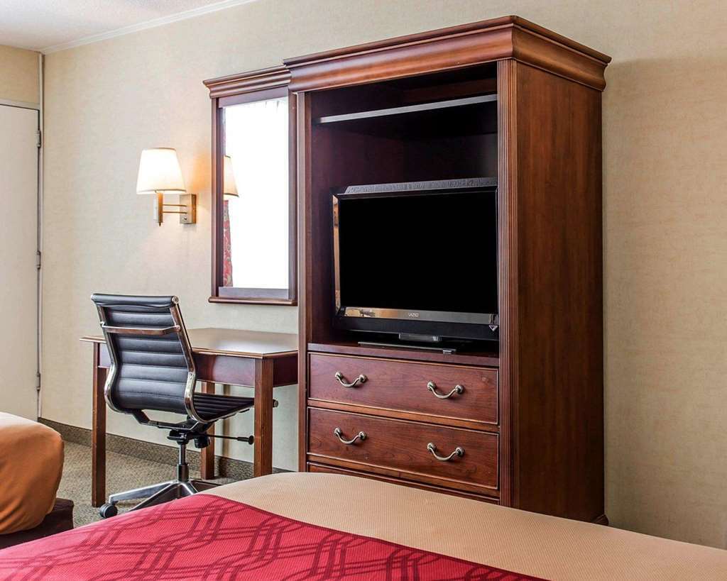 Econo Lodge Кернерсвіл Номер фото